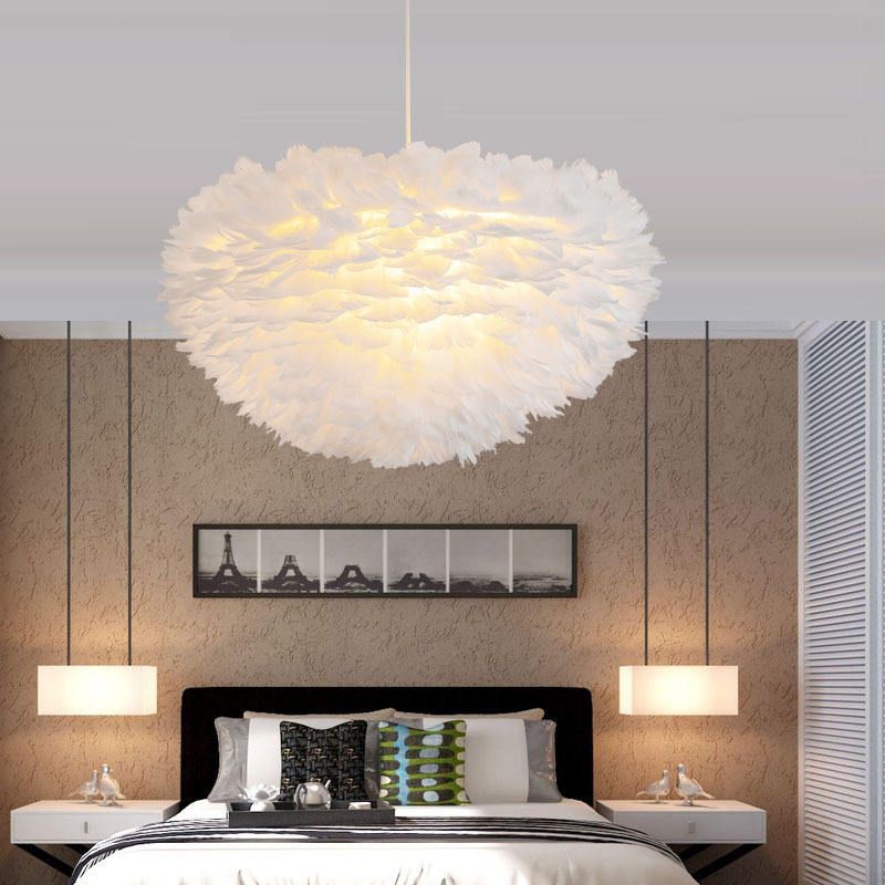 Fjäderlampa – Modern nordisk taklampa med mjukt sken för sovrum, vardagsrum & café