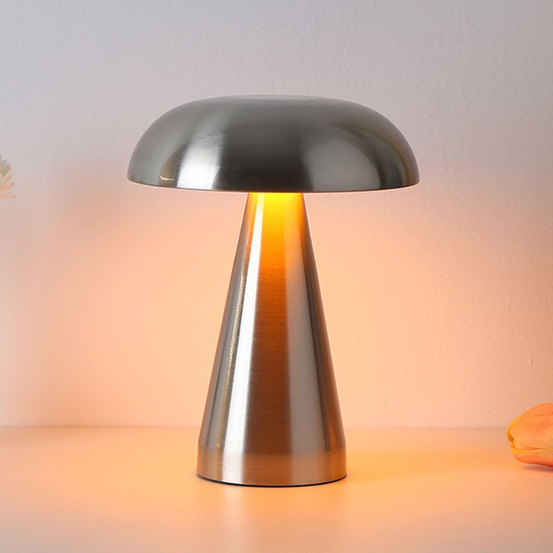 Modern Svampformad LED Bordslampa - Trådlös, Uppladdningsbar och Touchkontrollerad