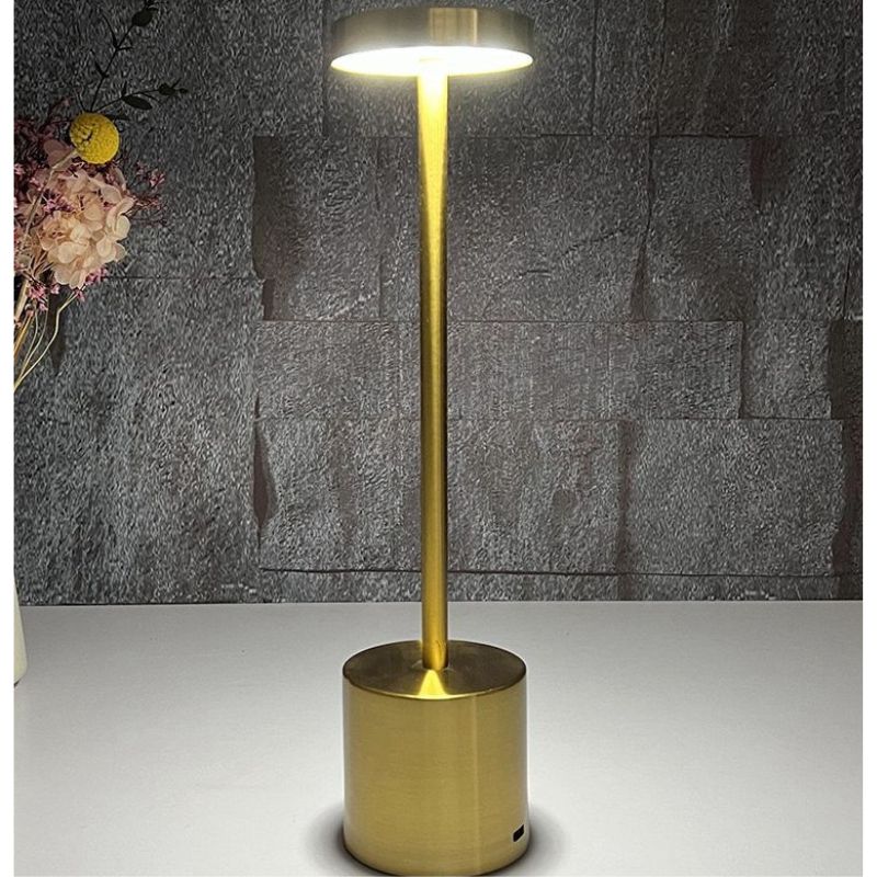 Elegant Touch LED-lampa