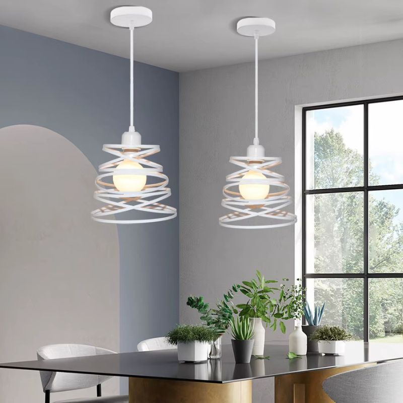 Industriell spiralformad taklampa – justerbar, stilren och funktionell