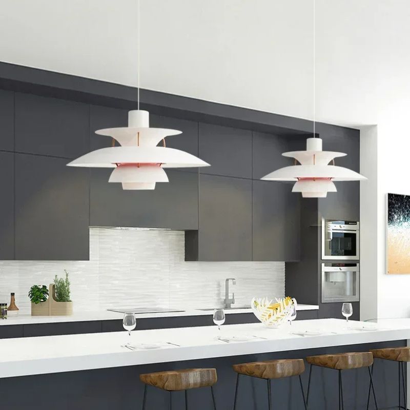 Färgglad Dansk Design Taklampa – Skandinavisk elegans möter funktion