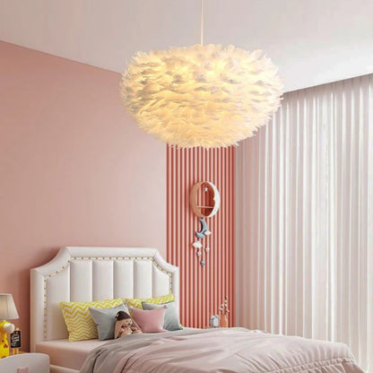 Fjäderlampa – Modern nordisk taklampa med mjukt sken för sovrum, vardagsrum & café
