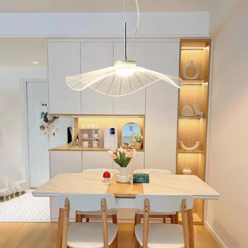 Modern Lotus Taklampa 24cm – Elegant och Effektiv Belysning för Hemmet